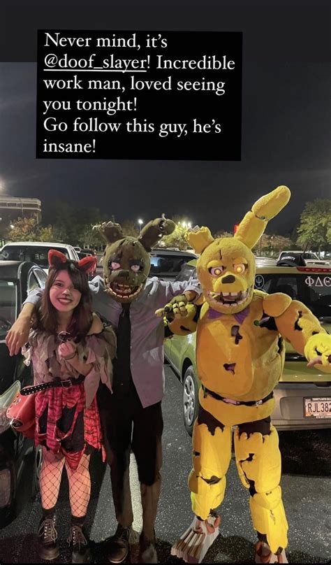 My Spring Bonnie cosplay at the FNAF movie premiere : r/fivenightsatfreddys