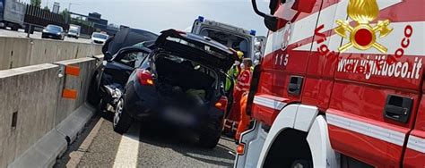 Cavenago Agrate Incidente Tra Unauto E Un Mezzo Pesante Sulla A4