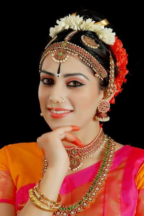 29 Tips Bharatanatyam Makeup Tutorial LucanneAqeel