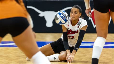 Nebraska Womens Volleyball Star Accused Of Dui Allegedly Being 2