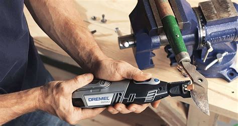 Milwaukee Rotary Tool vs Dremel: Pick The Better One!