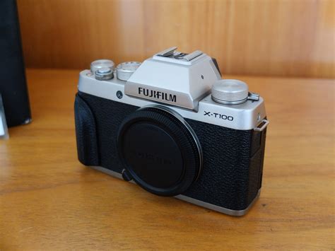 Fujifilm X T100 Body Only JUAL BELI KAMERA BEKAS JUAL BELI LAPTOP