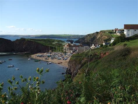 Hope Cove in Devon England - Photorator