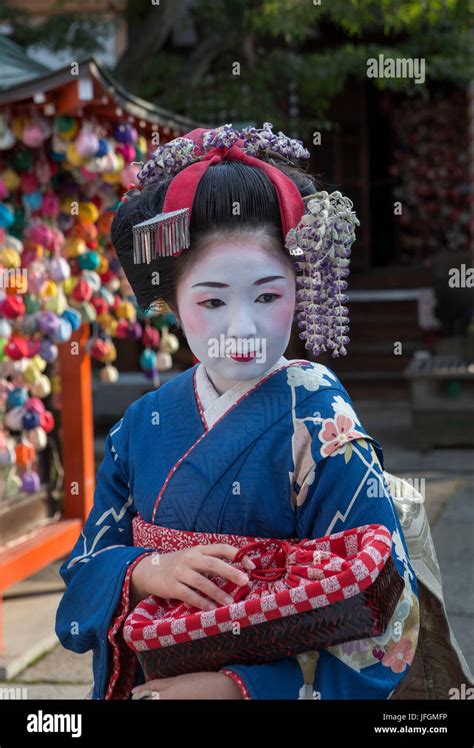 Japan Kyoto City Japanese Geisha Stock Photo Alamy