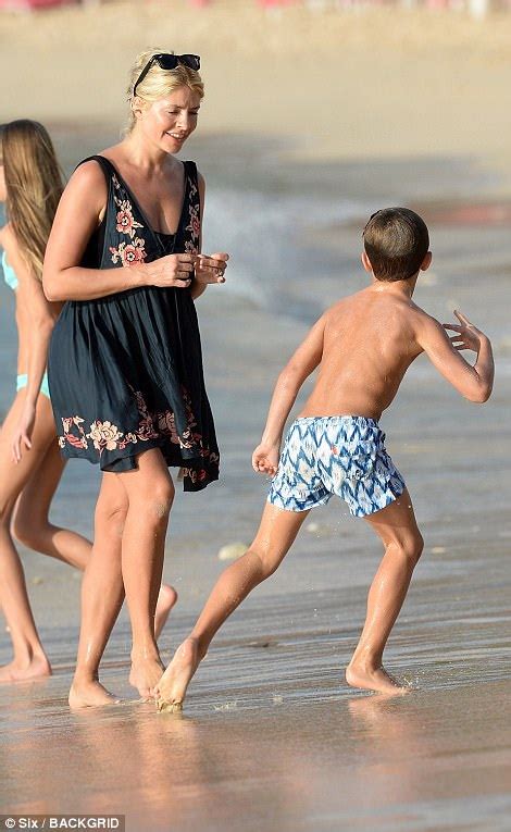 Holly Willoughby At Beach With Son Chester In Barbados Daily Mail Online