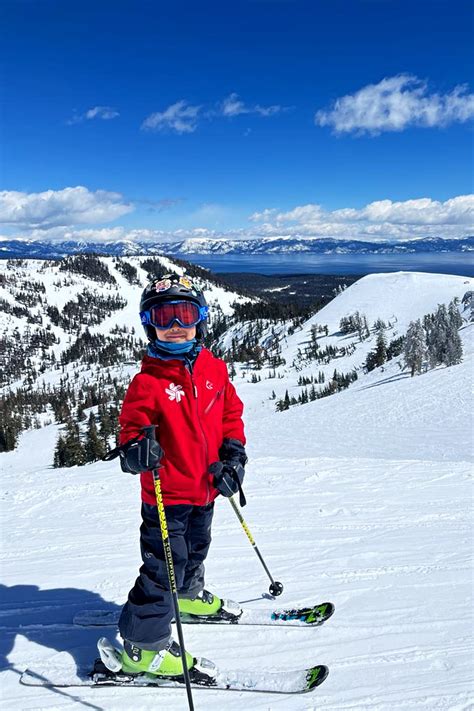 Skiing with Kids - What You Need to Know | Home Time Activities