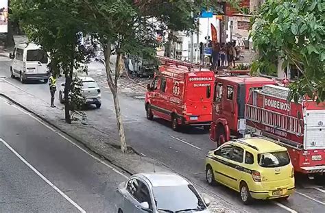 Ve Culo Pega Fogo Na Rua Pinheiro Machado Em Laranjeiras Mobilidade Rio