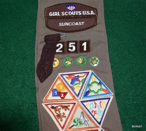 Vintage Girl Scout Brownie Uniform Sash With Patches Pins And Badges