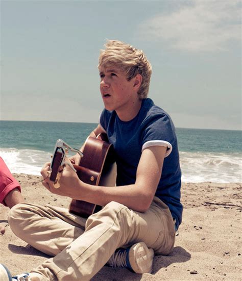 niall horan playing guitar on Tumblr