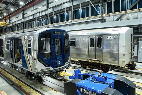 R Cars Unveiled On Staten Island Railway The First Of F Flickr