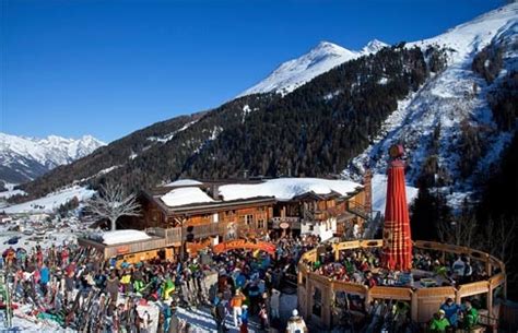 St. Anton Austria Ski Resort Nightlife Bars & Party Guide - PubClub