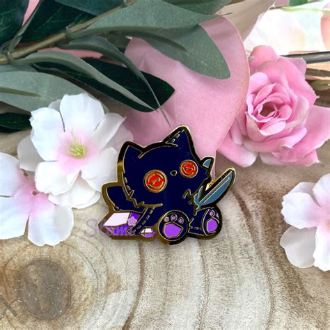 Voodoo Fox Rpg Companion Pin Stami Studios