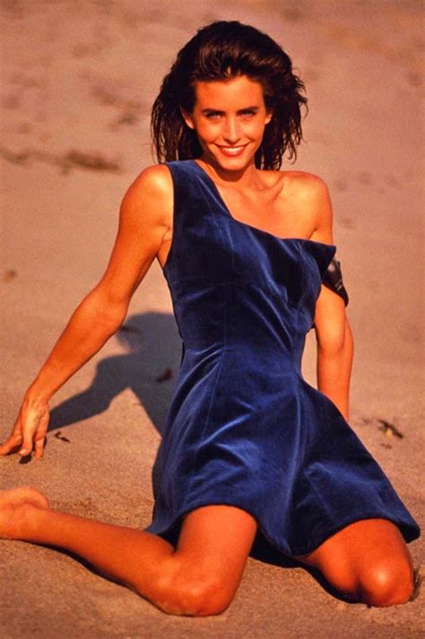 Courteney Cox Young As Monica E Geller Bing Courtney Cox 90s