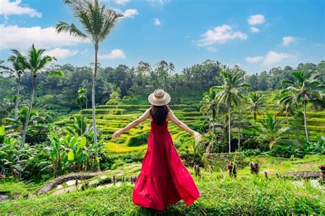 indonesia safe  travelers  comprehensive guide  safety
