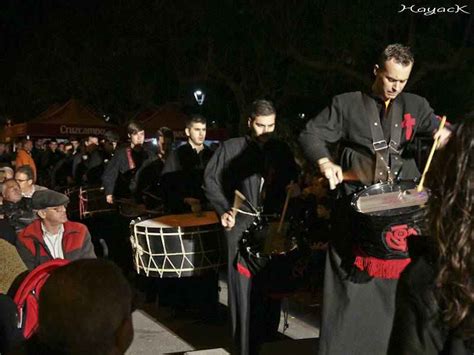 La Banda De Tambores De La Cofrad A Del Descendimiento De La Cruz De