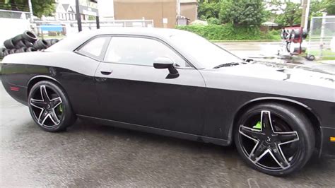 Dodge Challenger Black Rims