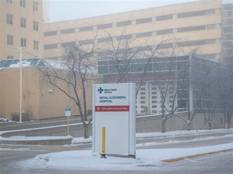 Edmonton's Royal Alexandra Hospital ER loses heat during cold snap ...