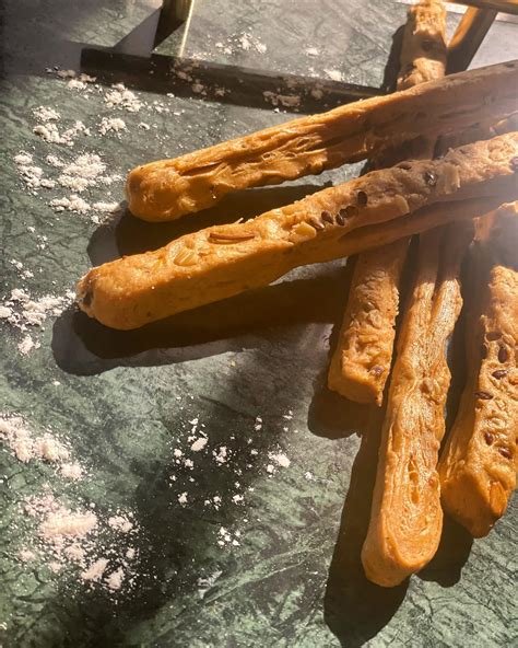 Bus Directions to Galaxy Cinemas Pergola Commons in Guelph 27