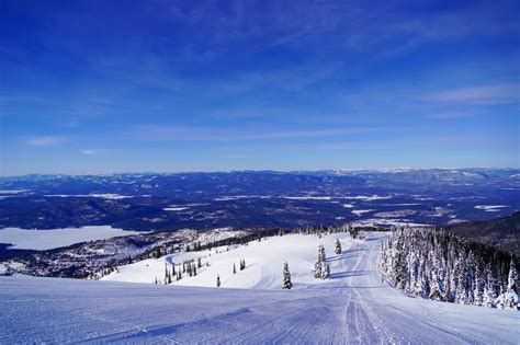 Ski Resorts in Montana | List + Map of Ski Areas in MT, USA - La Vida Nomad