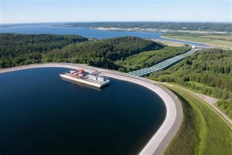 Arnowiec Hydroelectric Power Plant