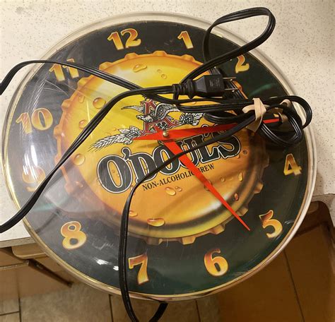 92 93 O Doul S Non Alcoholic Beer 14 Light Up Clock Sign Anheuser Busch Odouls Ebay