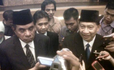 Freddy Numberi Minta Maaf Pada Masyarakat TribunNews