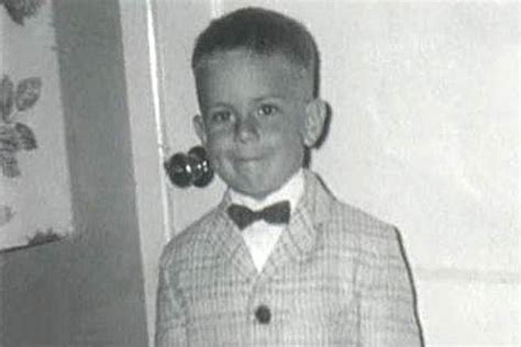 Bruce Willis | Bruce willis, Childhood photos, Childhood memories