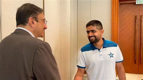 Chairman Pcb Management Committee Zaka Ashraf Meets Pakistan Team In