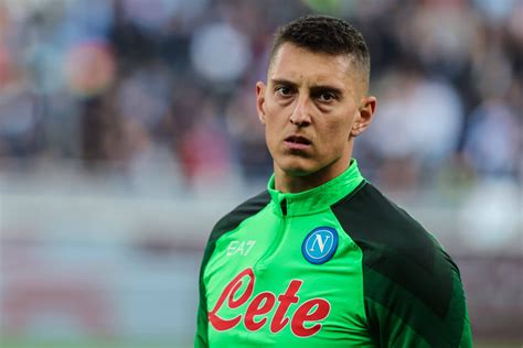 Chi Gollini Carriera E Curiosit Sul Portiere Del Napoli