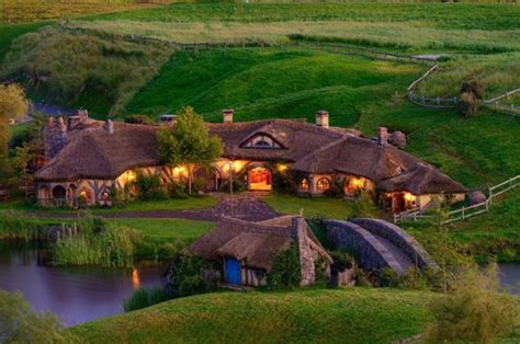 Hobbiton, New Zealand - Pinlovely