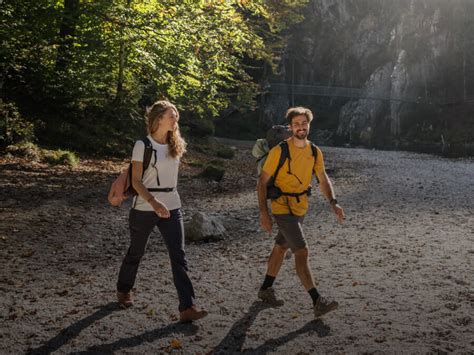 Outdoor-Bekleidung online kaufen – JACK WOLFSKIN