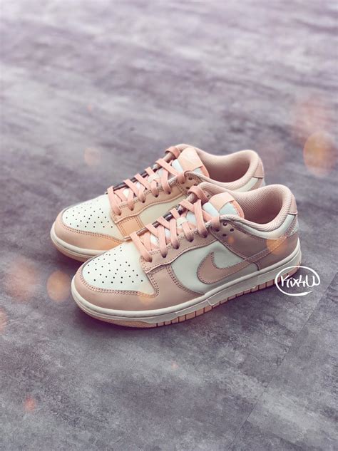 NIKE DUNK LOW ORANGE PEARL