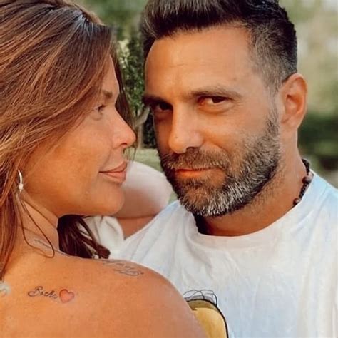 Nazarena Vélez Sorprendió A Su Novio Con Un Tatuaje El Día De Su Aniversario “¡se Puso A Llorar