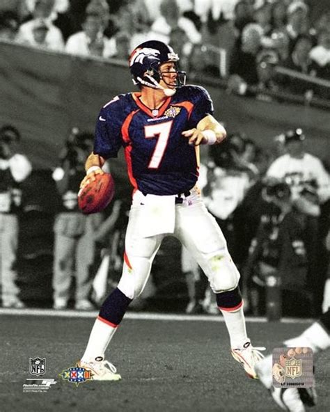 John Elway Super Bowl 32 Spotlight Photo Print (20 x 24) - Walmart.com ...