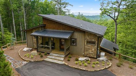 Ellijay North Georgia Mountain Log Cabins/Homes for sale