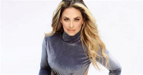 Aracely Ar Mbula Presume Todas Sus Curvas En Vestido Negro A Ninel Conde