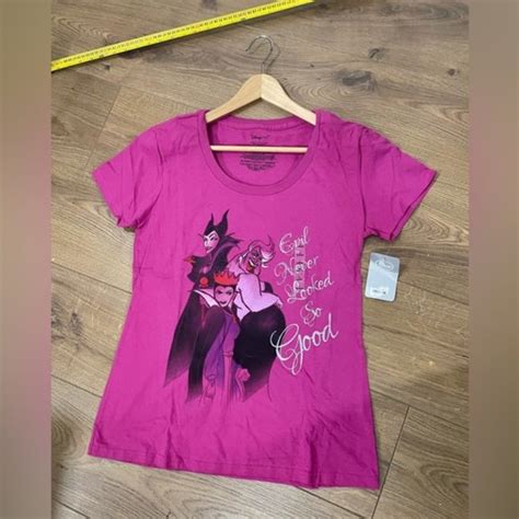 Disney Tops Bnwt Disney Store Villains Evil Never Looked So Logo