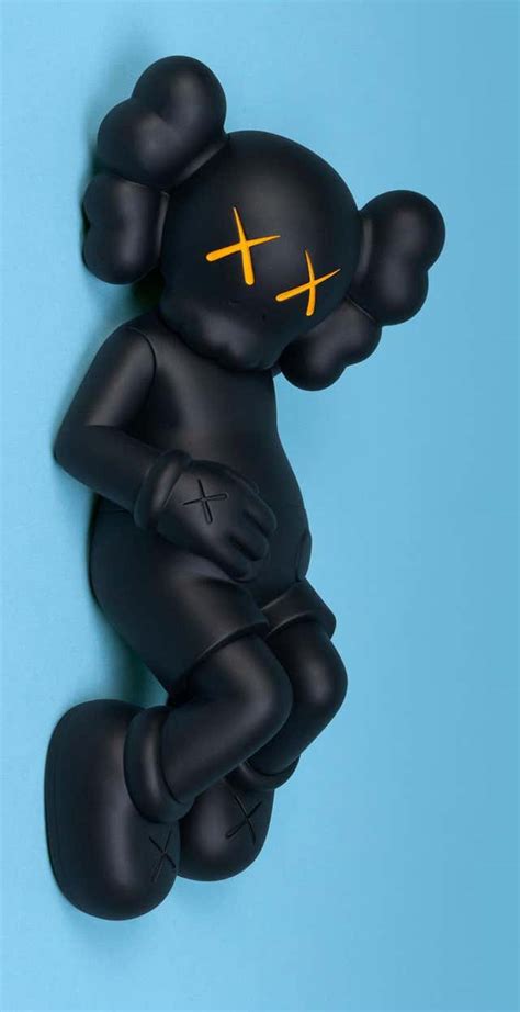 KAWS Sculptures - 172 For Sale at 1stdibs