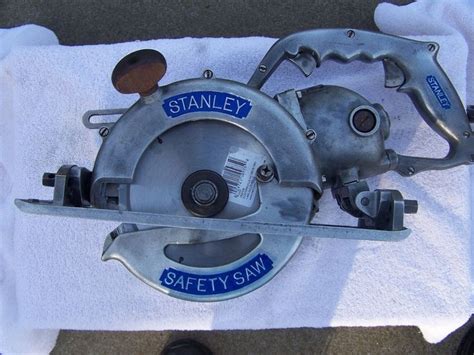 Vintage Stanley Portable Circular Saw Safety Saw Worm Drive Saw Worm Drive Circular Saw