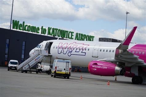 Rekord Blisko Tys Pasa Er W Obs U Y O Lotnisko Katowice Airport W