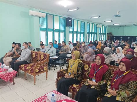 WORKSHOP PKM 2023 MERDEKA BELAJAR KREATIFITAS DAN INOVASI MEMBENTUK