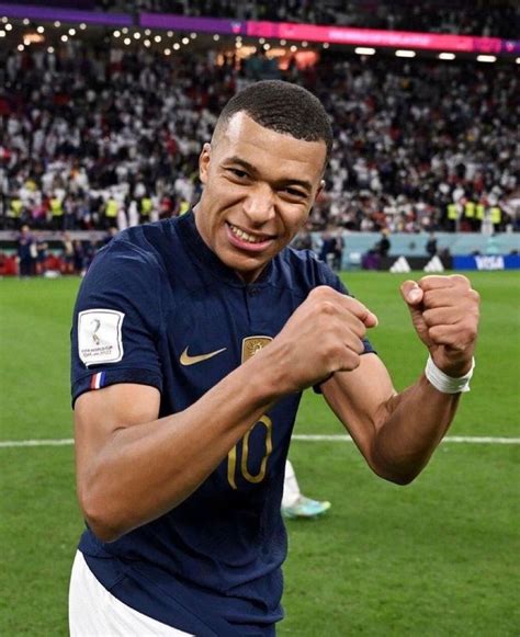 Breaking Kylian Mbapp Wants To Join Real Madrid Now Le Parisien