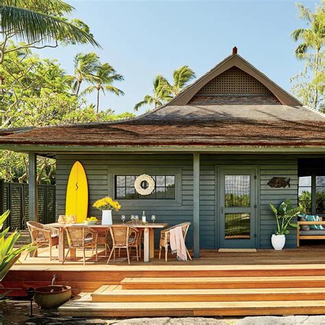 This Hip Maui Bungalow Is A Surfers Paradise Beach House Decor