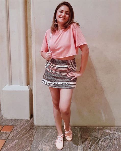 Aduhai Cantik Lihat Tampilan Terbaru Marshanda Dengan Crop Top Dan Rok