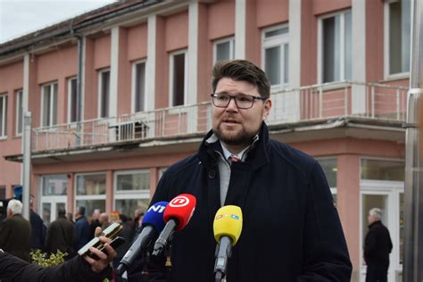 Grbin Nevjerojatno Da Premijer Lakonski Odbija Poziv Predsjednika Na