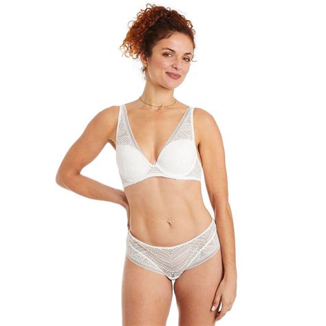 Soutien gorge ampliforme coque moulée ivoire Etoile 3 SUISSES