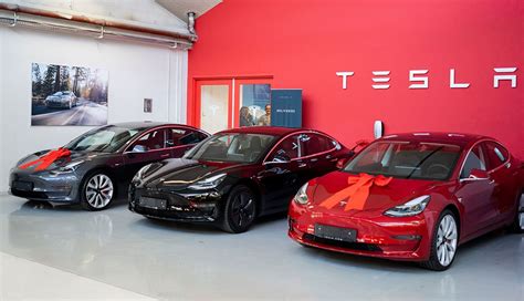 Bildergalerie Tesla Liefert Das Model 3 In Deutschland Aus Teslamag De