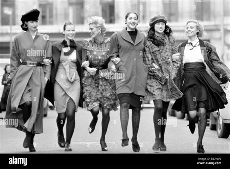 1987 fashion hi-res stock photography and images - Alamy