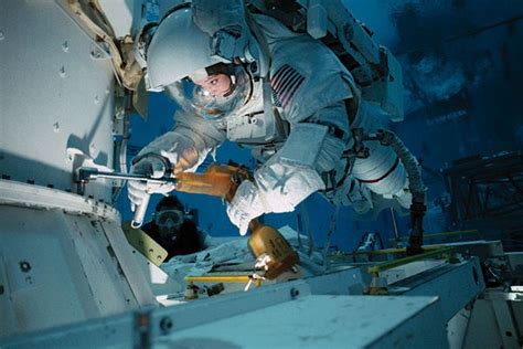 How Scuba Divers Help NASA Astronauts Prep For Spacewalks Nasa