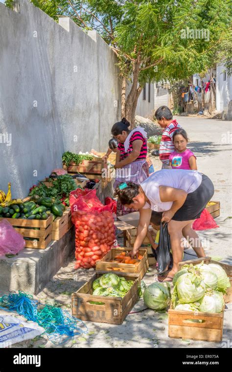 Guatemala street food hi-res stock photography and images - Alamy